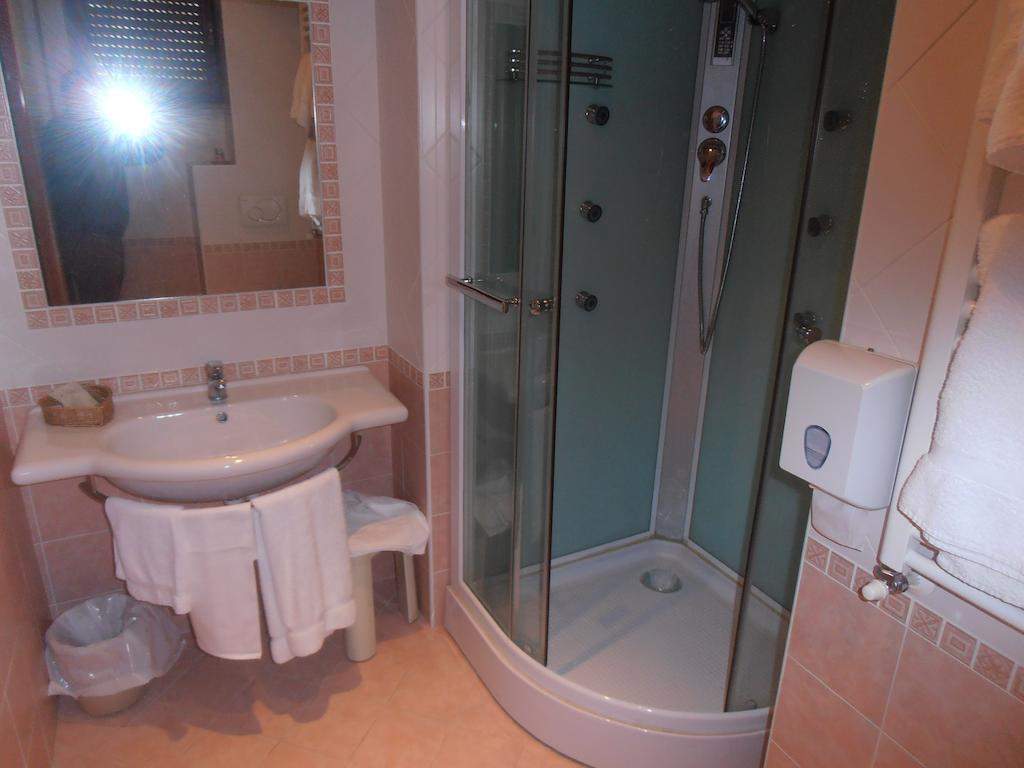Hotel Giusy Perugia Værelse billede